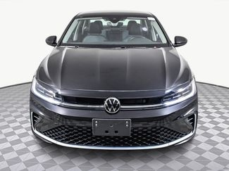 Used 2025 Volkswagen Jetta SE video 2