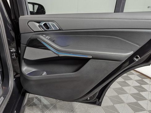 Used 2026 BMW X7 M60i image 50