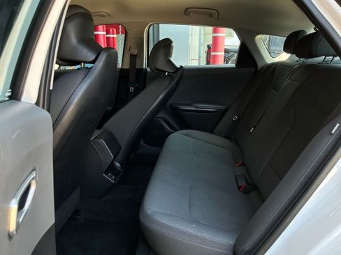 Used 2025 Kia K4 FWD image 11