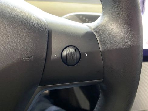 Used 2020 Tesla Model 3 Long Range image 16