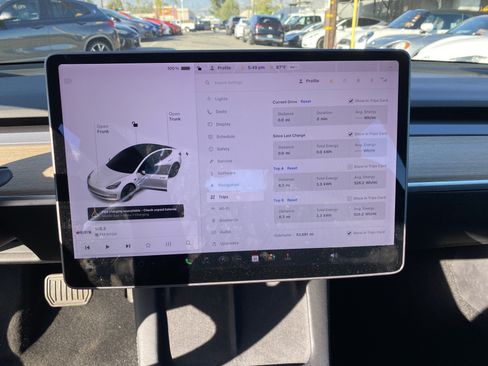 Used 2021 Tesla Model 3 Standard Range Plus RWD image 15