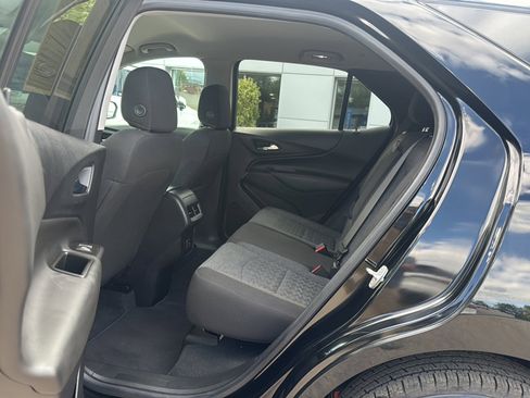 Used 2022 Chevrolet Equinox LT FWD image 18