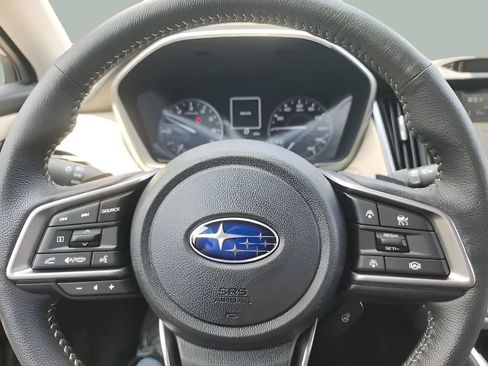 Used 2025 Subaru Outback Limited image 9