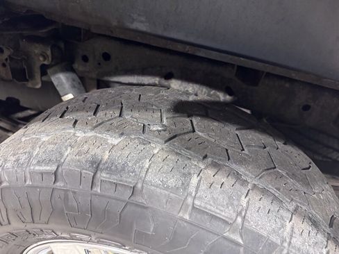 Used 2013 Ford F150 Lariat w/ Luxury Equipment Group image 16