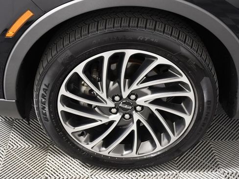 Used 2020 Lincoln Nautilus Reserve w/ Equipment Group 201A AWD/4WD image 11