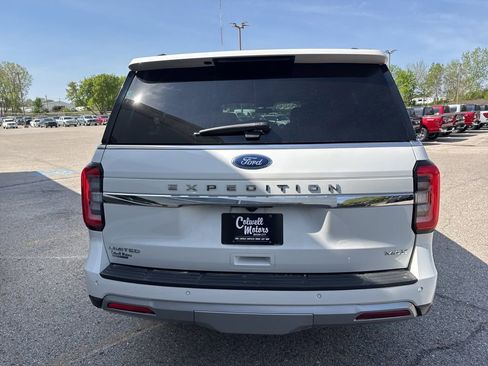 Used 2024 Ford Expedition Max Limited AWD/4WD image 3