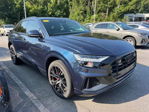 Used 2023 Audi Q8 Premium Plus AWD/4WD image 3