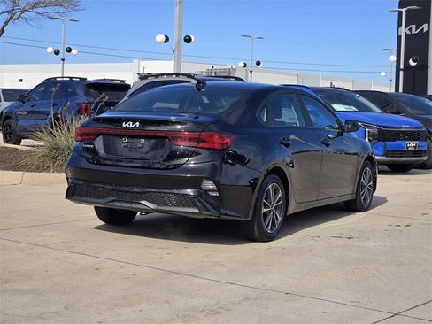 Certified 2024 Kia Forte LXS image 4