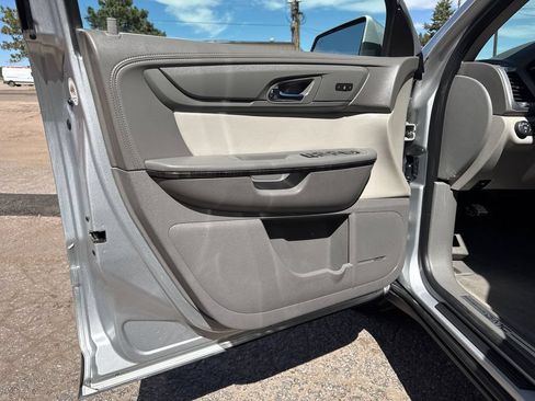 Used 2013 GMC Acadia SLT AWD/4WD image 39
