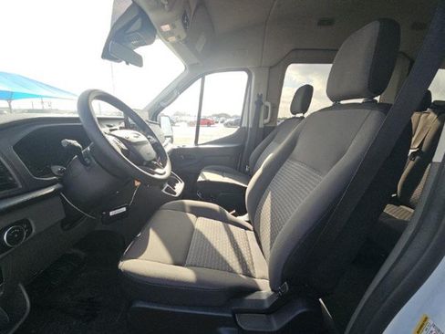 Used 2022 Ford Transit 350 XLT RWD image 5