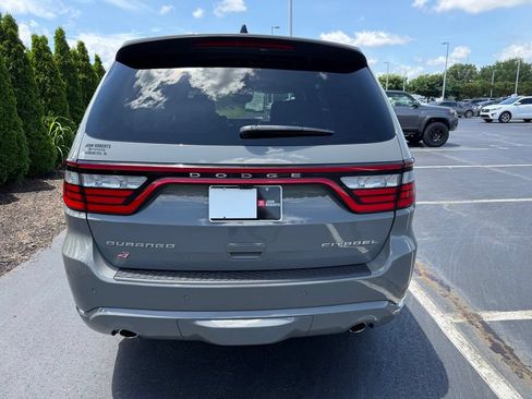 Used 2023 Dodge Durango Citadel AWD/4WD image 3