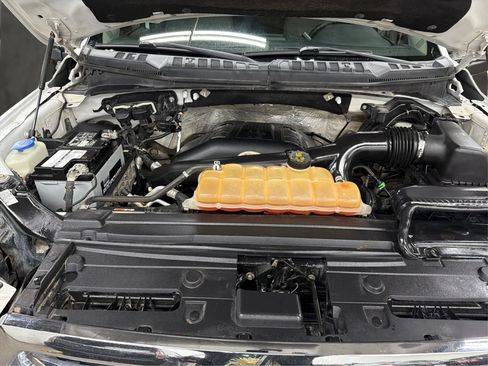 Used 2016 Ford F150 XLT w/ Equipment Group 301A Mid AWD/4WD image 9