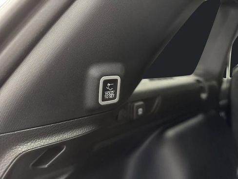 Used 2024 Jeep Grand Cherokee Limited w/ MOPAR Finishing Package image 17