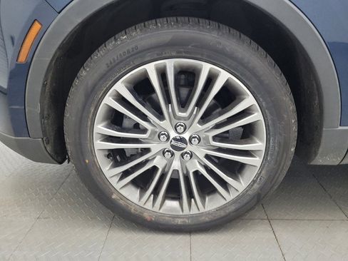 Used 2017 Lincoln MKX Reserve FWD image 31