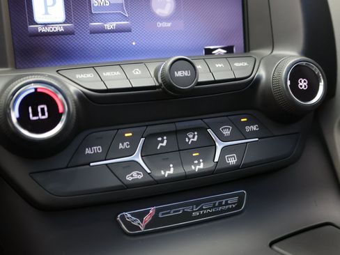 Used 2015 Chevrolet Corvette Stingray Coupe w/ Battery Protection Package RWD image 18