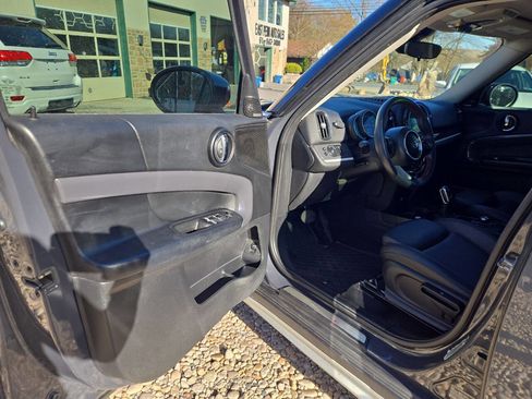 Used 2020 MINI Cooper Countryman S w/ Storage Package image 14