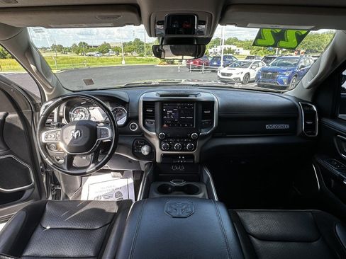 Used 2022 RAM 1500 Laramie AWD/4WD image 11