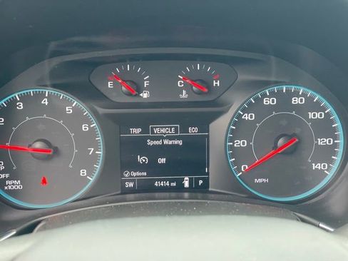 Used 2021 Chevrolet Equinox LS image 18