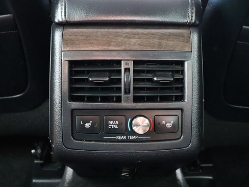 Used 2017 Toyota Avalon Limited w/ All Weather Liner Package FWD image 32