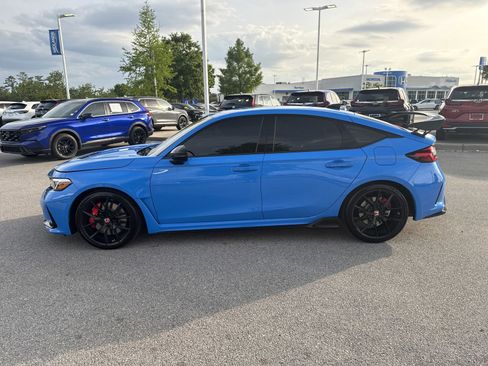 Used 2025 Honda Civic Type R image 4