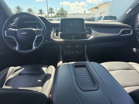 Certified 2024 Chevrolet Suburban LT AWD/4WD image 15