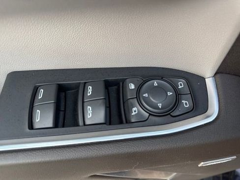 Used 2023 GMC Sierra 1500 SLT w/ SLT Premium Package image 11