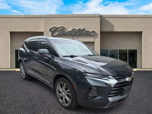 Used 2020 Chevrolet Blazer Premier w/ Driver Confidence II Package FWD image 1