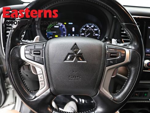 Used 2022 Mitsubishi Outlander LE AWD/4WD image 10