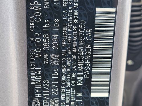 Used 2024 Hyundai Elantra SEL image 28