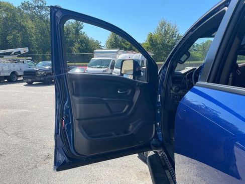 Used 2021 Nissan Titan PRO-4X w/ Pro-4x Convenience Package image 24