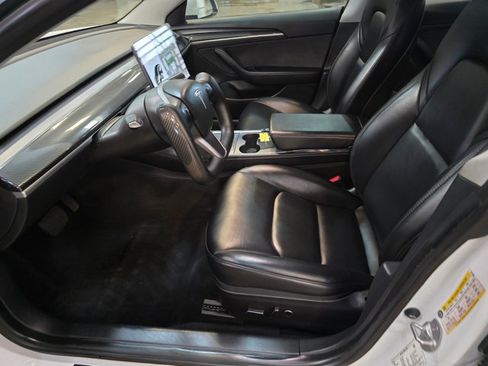 Used 2021 Tesla Model 3 Standard Range Plus image 15