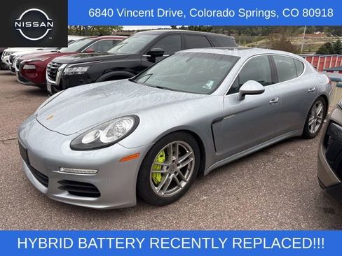 Used 2014 Porsche Panamera S RWD image 2