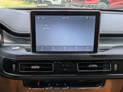 Used 2023 Lincoln Aviator Black Label w/ Class IV Trailer Tow Package image 21