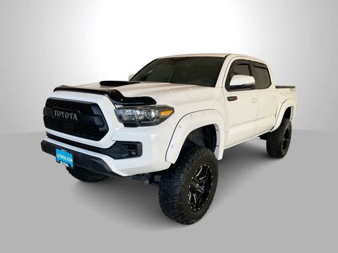 Used 2019 Toyota Tacoma TRD Pro image 1