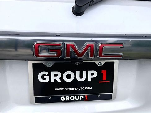 Used 2023 GMC Acadia AT4 w/ Preferred Package AWD/4WD image 30