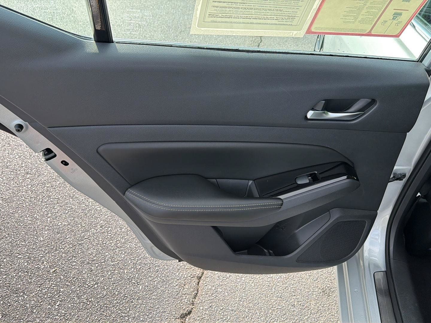 Used 2022 Nissan Altima 2.5 SL FWD image 16