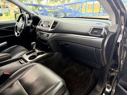Used 2017 Honda Ridgeline RTL image 20