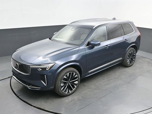 New 2026 Volvo XC90 B6 Plus AWD/4WD image 23