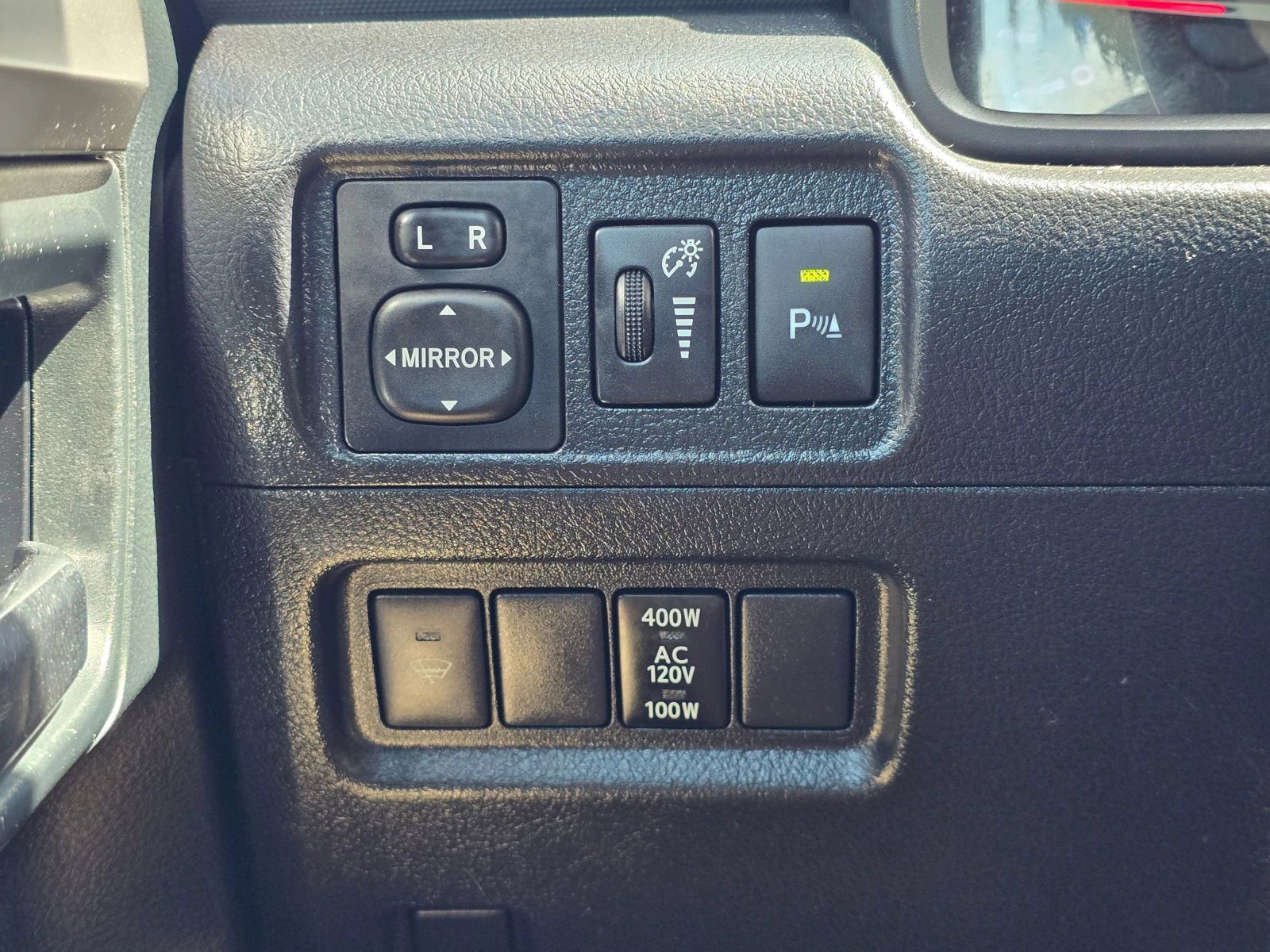 Used 2015 Toyota 4Runner Limited RWD image 27