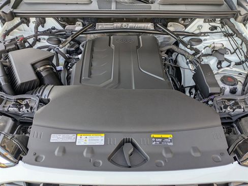 New 2025 Audi Q5 Premium image 12