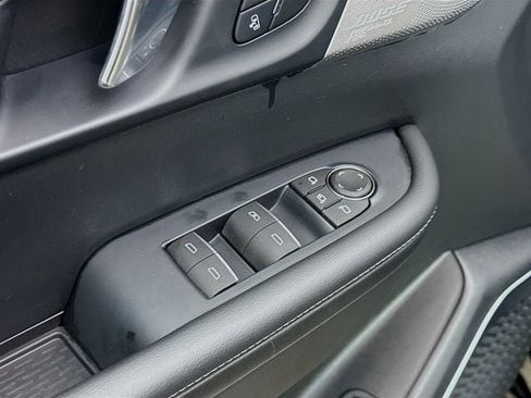 Used 2025 Buick Enclave Avenir w/ Super Cruise Package image 21