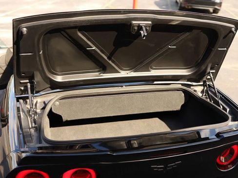 Used 2008 Chevrolet Corvette Convertible w/ Preferred Equipment Group image 41