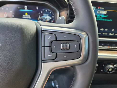 Used 2024 Chevrolet Silverado 1500 LT Trail Boss w/ Convenience Package II AWD/4WD image 32