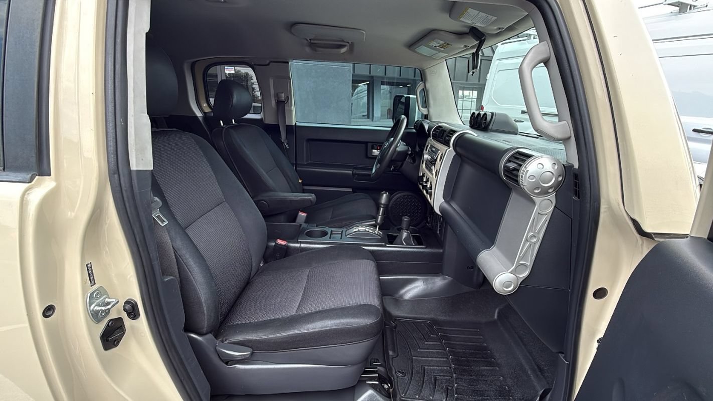 Used 2008 Toyota FJ Cruiser 4WD image 17