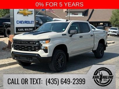 New 2026 Chevrolet Silverado 1500 Custom Trail Boss w/ Dark Appearance Package