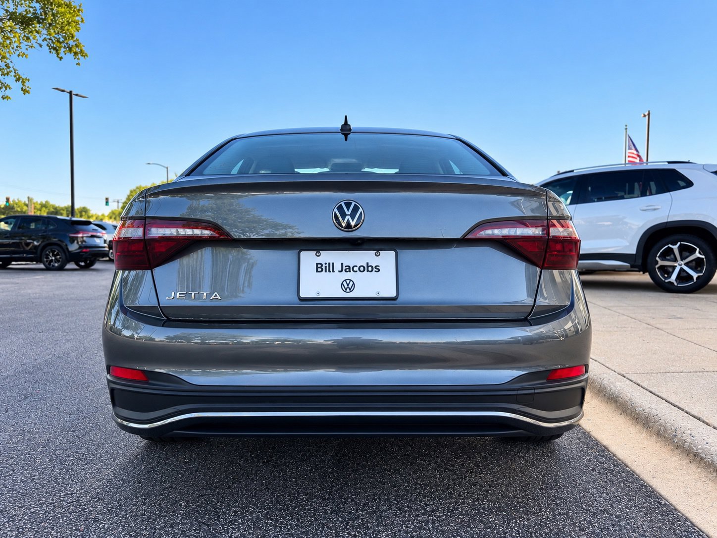 Used 2023 Volkswagen Jetta Sport FWD image 5