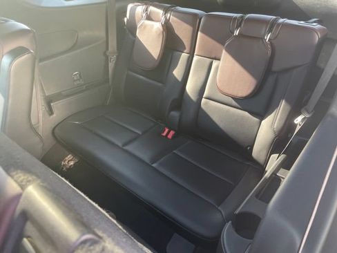 Used 2023 Ford Explorer Platinum w/ Technology Package AWD/4WD image 20