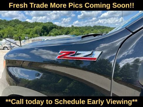 Used 2024 Chevrolet Silverado 1500 LTZ AWD/4WD image 3