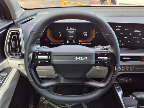 New 2026 Kia Sorento S FWD image 7