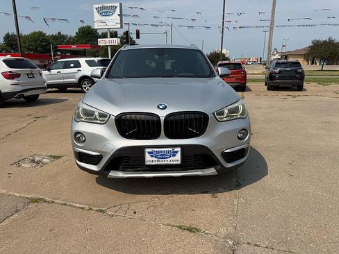 Used 2018 BMW X1 xDrive28i AWD/4WD image 9